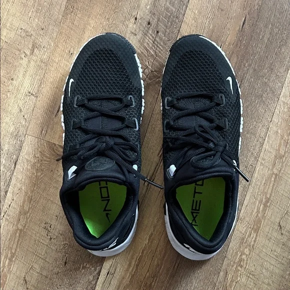 Nike Metcon 4 Black and White Training Shoes women size 9 - Picture 5 of 10